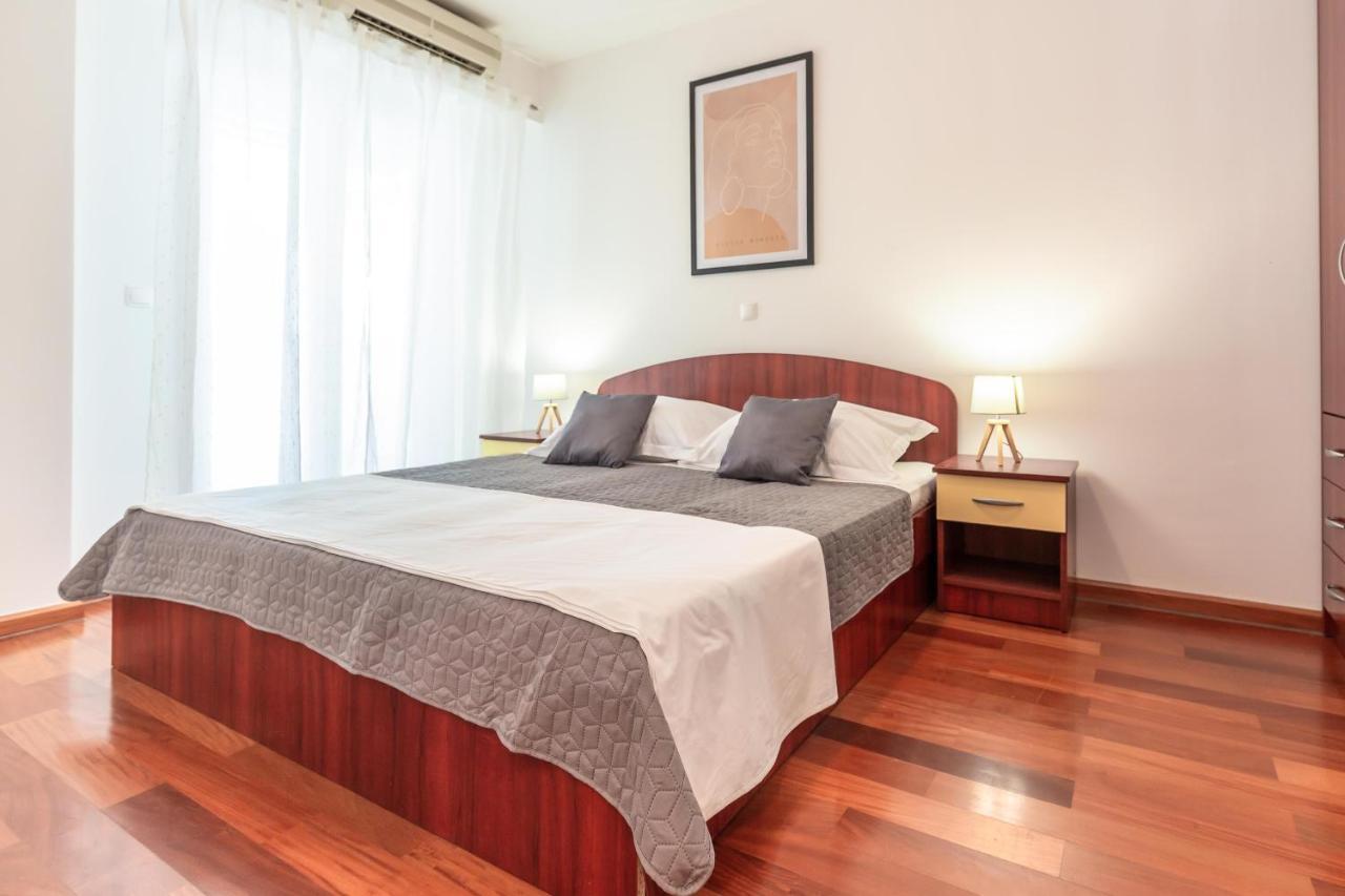Apartments Sunset มาคาร์สกา ภายนอก รูปภาพ